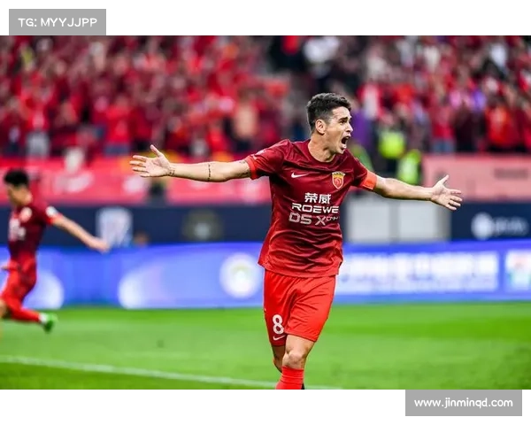 中超商业价值飞跃 上海海港球衣胸前广告创2.3亿新纪录 中超商业价值飞跃 上海海港球衣胸前广告创2.3亿新纪录